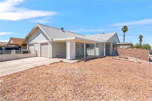 7028 Forest Vista St, Las Vegas, NV, 89147-4704 | Card Image