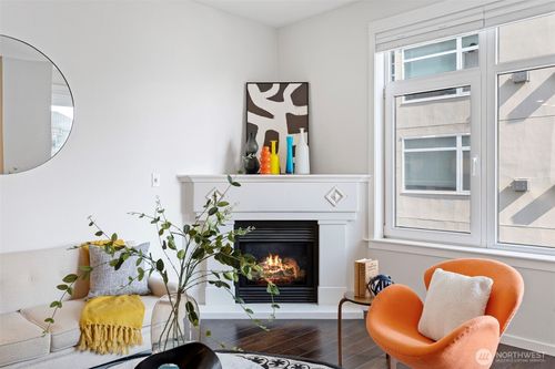 apt-612-2801 1st Ave, Seattle, WA, 98121-1147 | Card Image