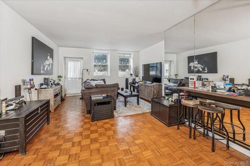 apt-115-1250 North Ave, New Rochelle, NY, 10804-2624 | Card Image