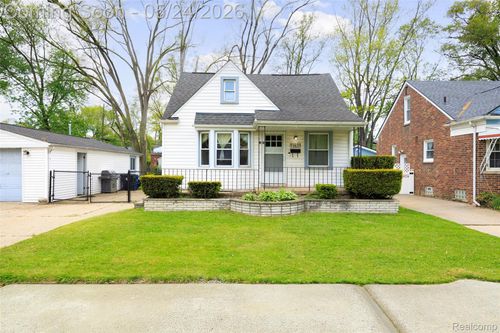 11431 Tecumseh, Redford, MI, 48239-2265 | Card Image