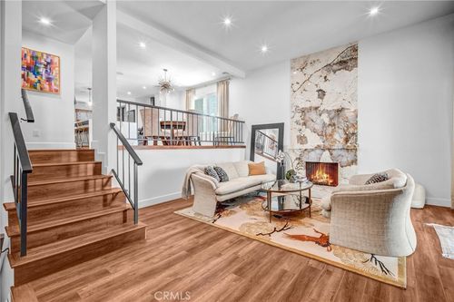 l-4173 Colfax, Studio City, CA, 91604 | Card Image