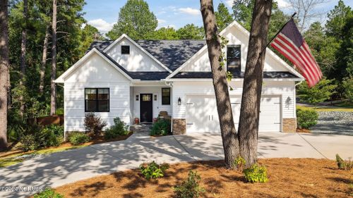 1 Spyglass Court, Pinehurst, NC, 28374 | Card Image