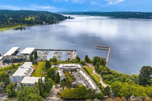 apt-a308-6121 Ne 175th St, Kenmore, WA, 98028-4845 | Card Image