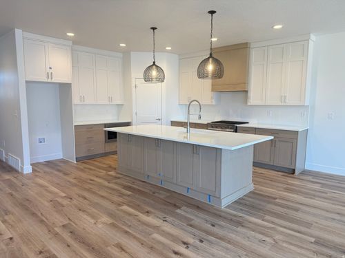 140-6382 S Larry Way, South Weber, UT, 84405 | Card Image