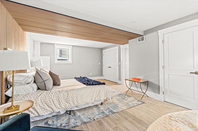 1 - 27 Central Rd, Condo with 4 bedrooms, 3 bathrooms and null parking in Somerville MA | Image 24