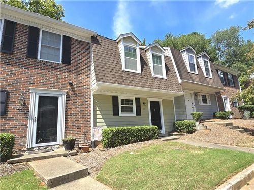 227 Quail Run, Roswell, GA, 30076-3184 | Card Image