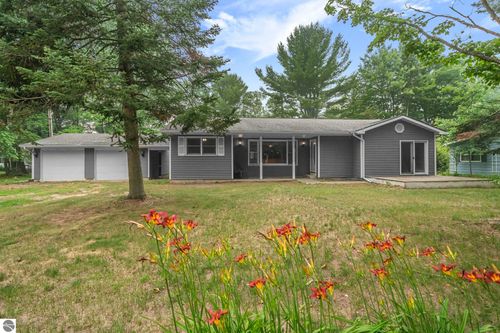6586 Betsie River Road, Interlochen, MI, 49643 | Card Image