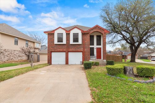 4151 Cedar Dr, Grapevine, TX, 76051-6501 | Card Image