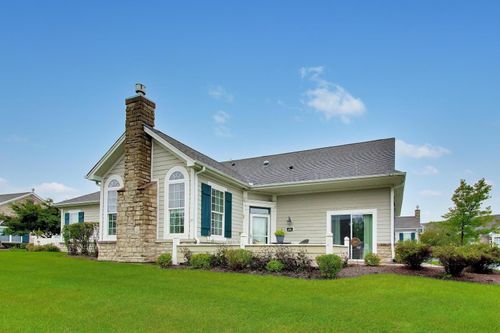 28b-610 Schumann St, Woodstock, IL, 60098-8162 | Card Image