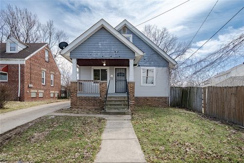 13301 Courtland Ave, Cleveland, OH, 44111-5119 | Card Image
