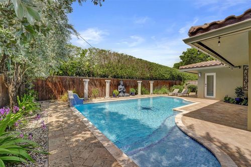 2732 Ne 26th St, Fort Lauderdale, FL, 33305-1708 | Card Image