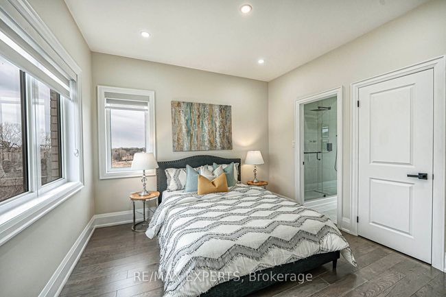 1343 Klondike Dr, House other with 5 bedrooms, 4 bathrooms and 5 parking in Oshawa ON | Image 32