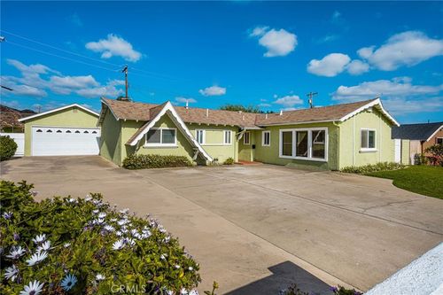 11252 S Church St, Orange, CA, 92869-2617 | Card Image