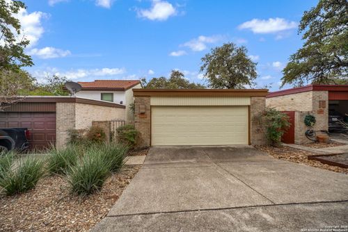 11622 Caprock St, San Antonio, TX, 78230-2103 | Card Image