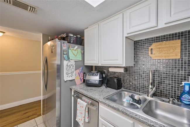 39 Regency Pt, Townhouse with 3 bedrooms, 2 bathrooms and null parking in Montgomery TX | Image 28
