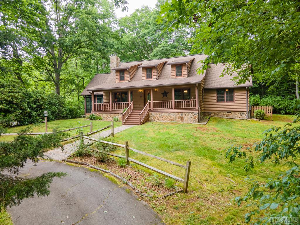 Nettie Hurst Rd, Franklin, NC 28734