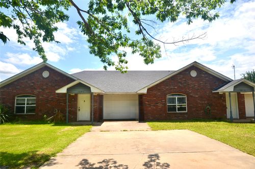 2-105 Bryant St, Pottsboro, TX, 75076-7467 | Card Image