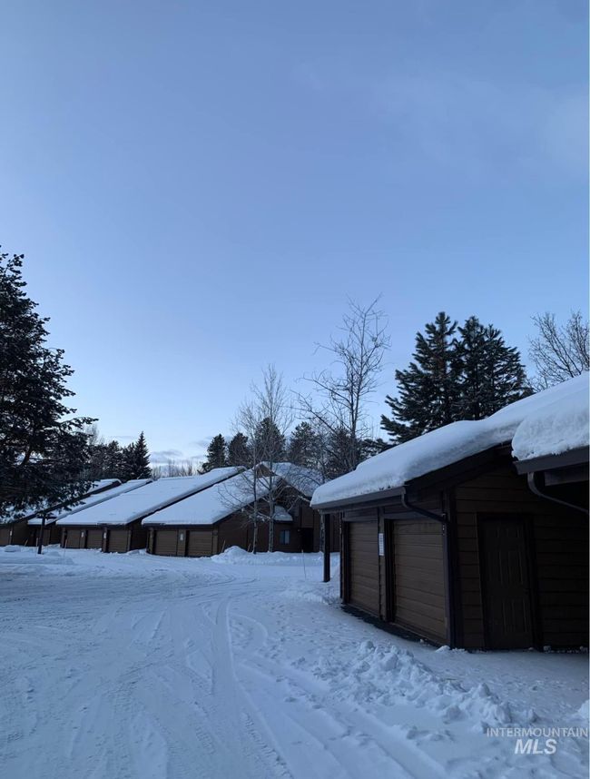 UNIT-19 - 1630 Davis Ave, Condo with 2 bedrooms, 1 bathrooms and 1 parking in McCall ID | Image 19