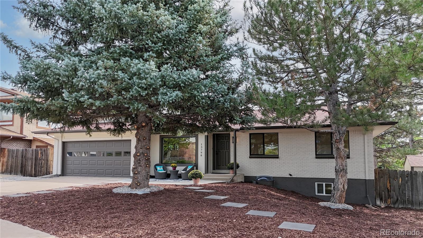 Asbury Cir, Lakewood, CO 80228
