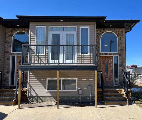 36-762 Heritage Blvd W, Lethbridge, AB, T1K0W1 | Card Image