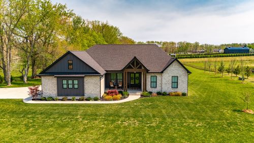 217 Shun Pike, Cottontown, TN, 37048-5067 | Card Image