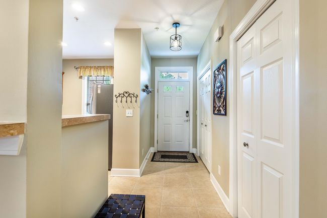 Foyer | Image 6