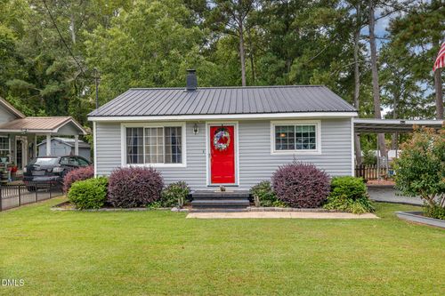 407 E Fremont St, Kenly, NC, 27542-9285 | Card Image