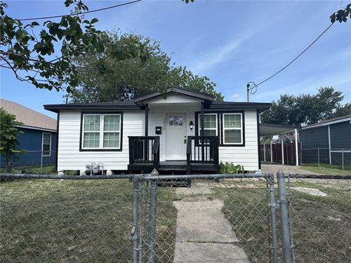 1033 Post Ave, Corpus Christi, TX, 78405-2834 | Card Image