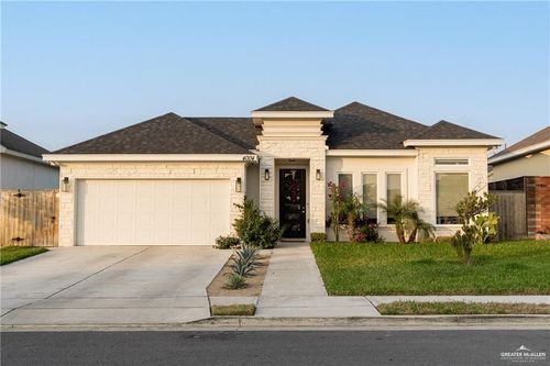 4004 Wisteria Ave, McAllen, TX, 78504-6565 | Card Image