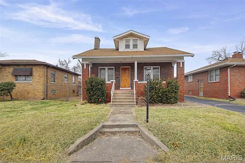 715 N 40th Street, East St Louis, IL, 62205 | Card Image