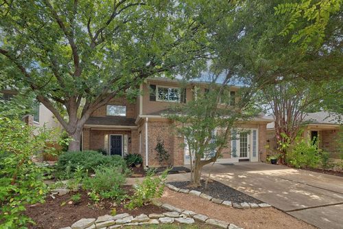 9627 Copper Creek Dr, Austin, TX, 78729-3541 | Card Image