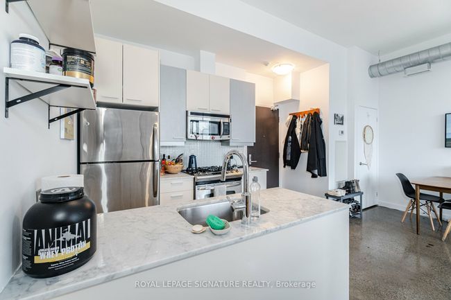 502 - 52 Sumach St, Condo with 1 bedrooms, 1 bathrooms and null parking in Toronto ON | Image 7
