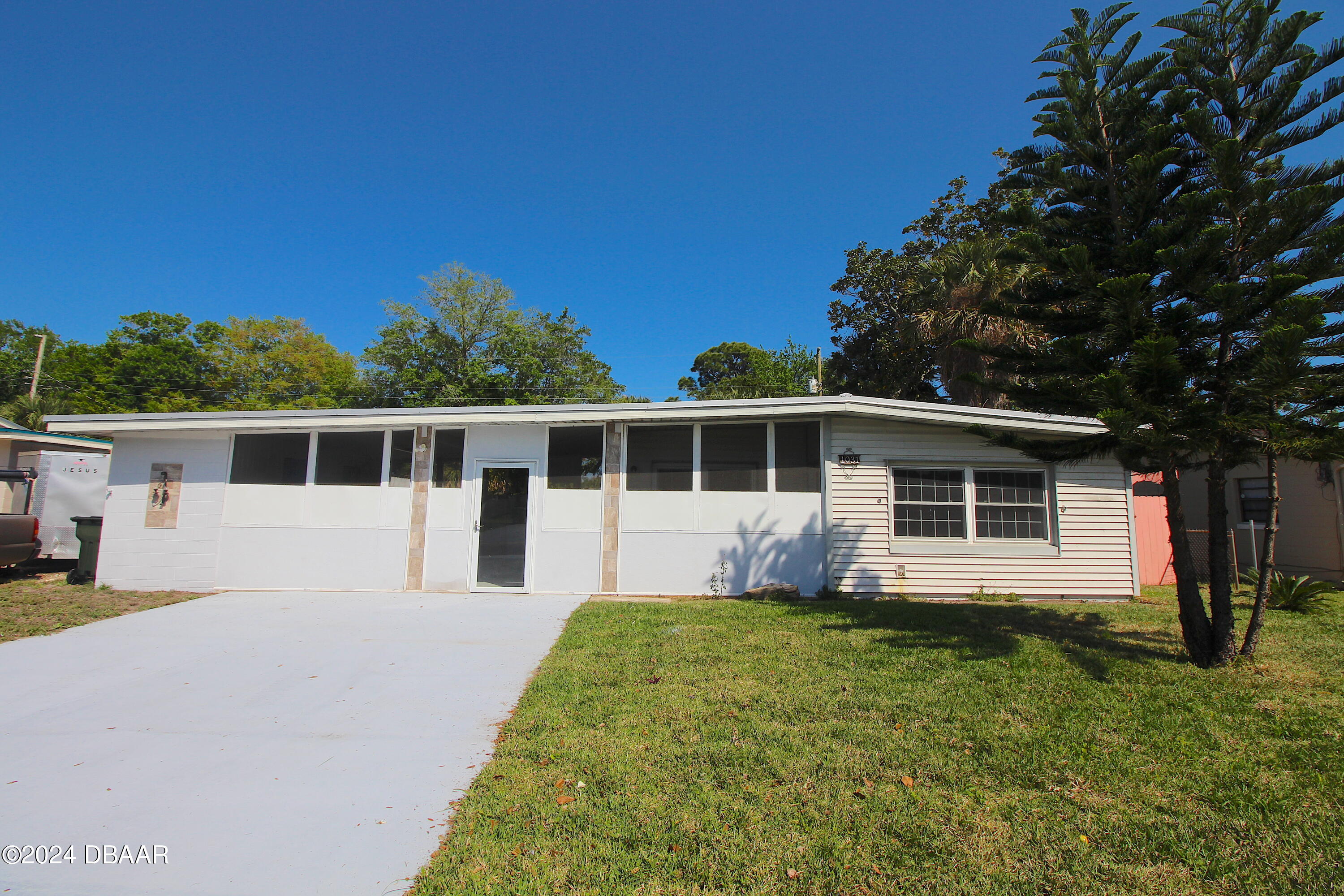Alice Dr, Daytona Beach, FL 32117