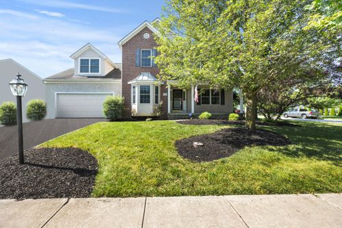 4003 Laurel Valley Dr, Powell, OH, 43065-9839 | Card Image