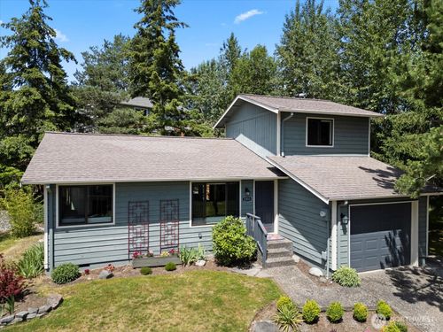 2331 Fir St, Bellingham, WA, 98229-4348 | Card Image