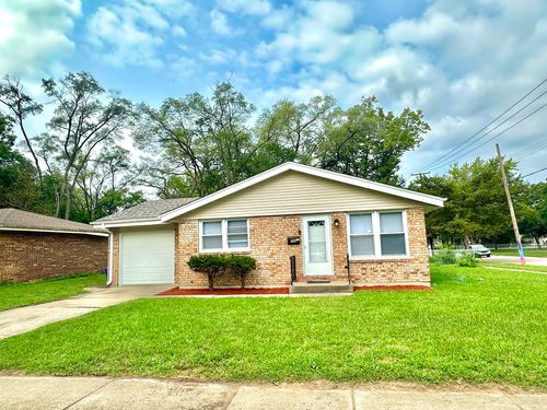 730 Woodlawn Ave, Rockford, IL, 61103-6724 | Card Image