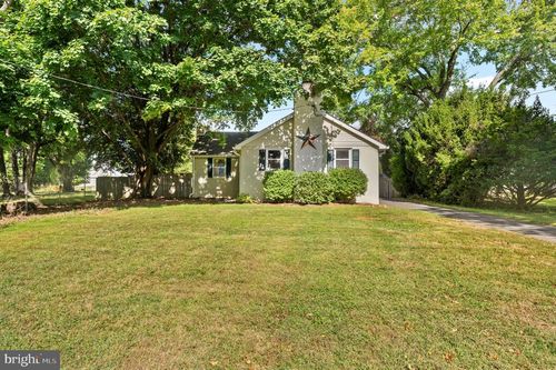 3329 Foulk Rd, GARNET VALLEY, PA, 19060-1709 | Card Image