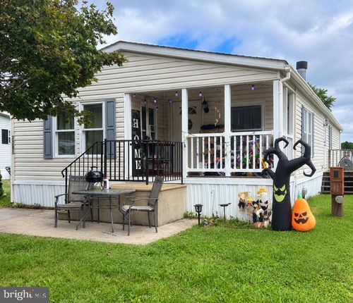 7205 Hensel Dr, MORRISVILLE, PA, 19067-5149 | Card Image