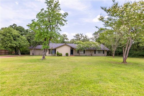 714 S Rosemary Dr, Bryan, TX, 77802-4333 | Card Image