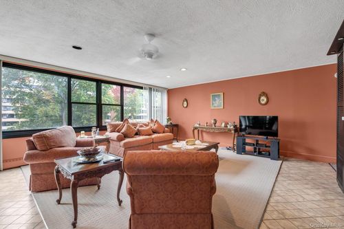 apt-4a-10 162nd St, Whitestone, NY, 11357-2106 | Card Image