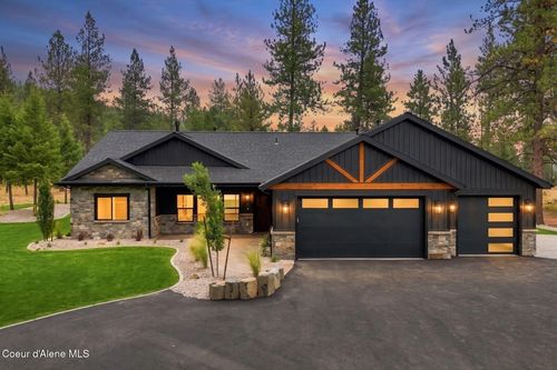 279 Coyote Pass Rd, Blanchard, ID, 83804-8543 | Card Image