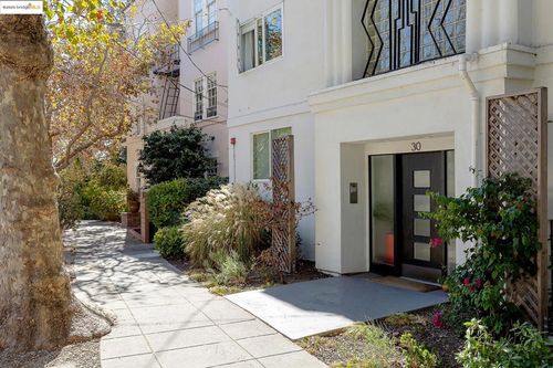 apt-2-30 Domingo Ave, Berkeley, CA, 94705-2447 | Card Image