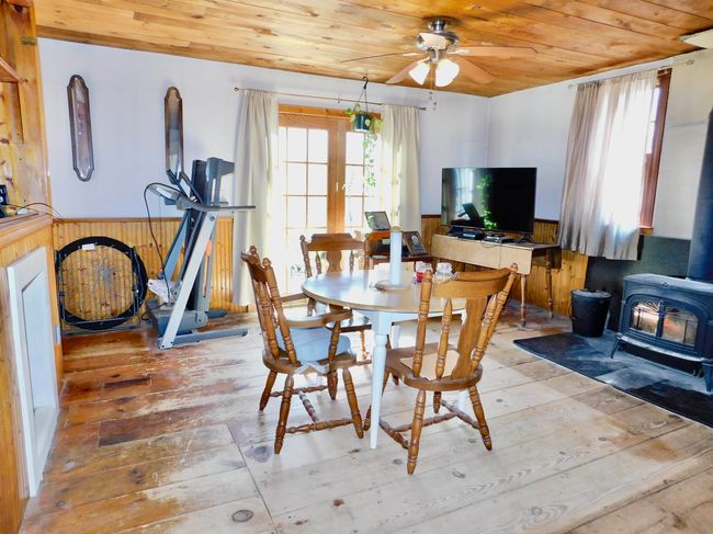 475 Old County Rd, House other with 2 bedrooms, 1 bathrooms and null parking in Deering NH | Image 5