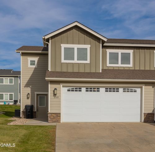 2722 27th Street W, Williston, ND, 58801 | Card Image