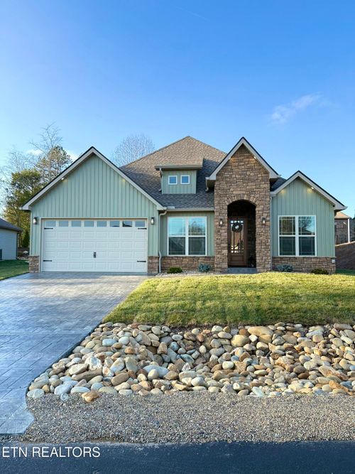 205 Chogi Ln, Loudon, TN, 37774-3050 | Card Image