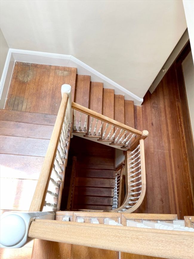 242 Walnut St, House other with 6 bedrooms, 4 bathrooms and 2 parking in Brookline MA | Image 12