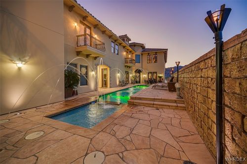 381 Riverfront Dr, Bullhead City, AZ, 86442-6172 | Card Image