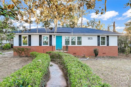 1805 E 62nd St, Savannah, GA, 31404-5601 | Card Image