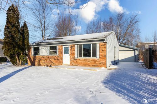 23376 Port St, Flat Rock, MI, 48134-1412 | Card Image