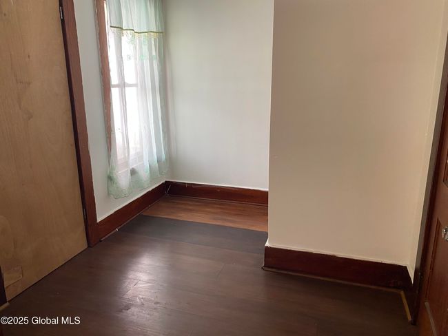 1320 8 Th Ave, Condo with 2 bedrooms, 1 bathrooms and 2 parking in Schenectady NY | Image 10